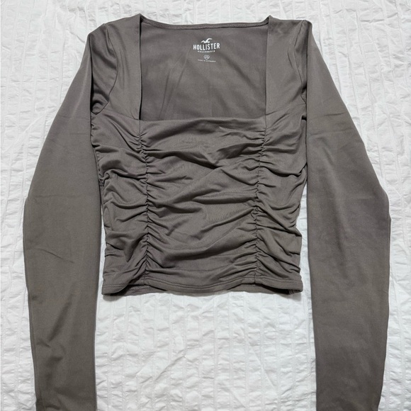 Hollister Tops - Hollister Seamless Fabric Shirred Top